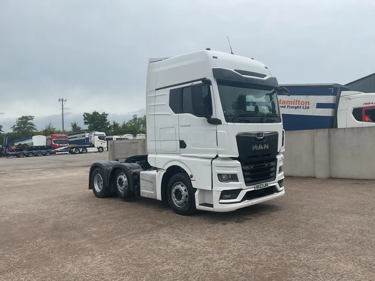 2023 (23) MAN TGX26.520 6x2 Unit - Image 1