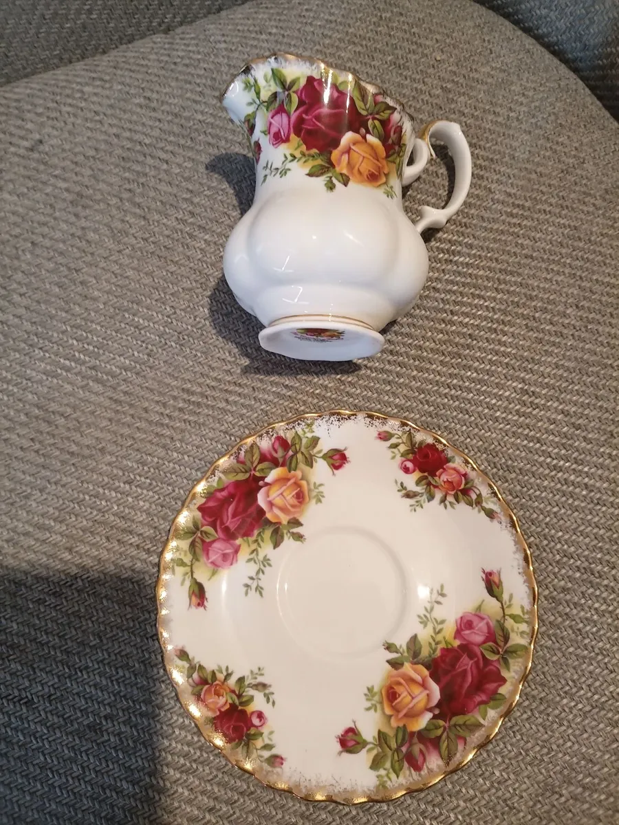 Royal Albert - Image 1