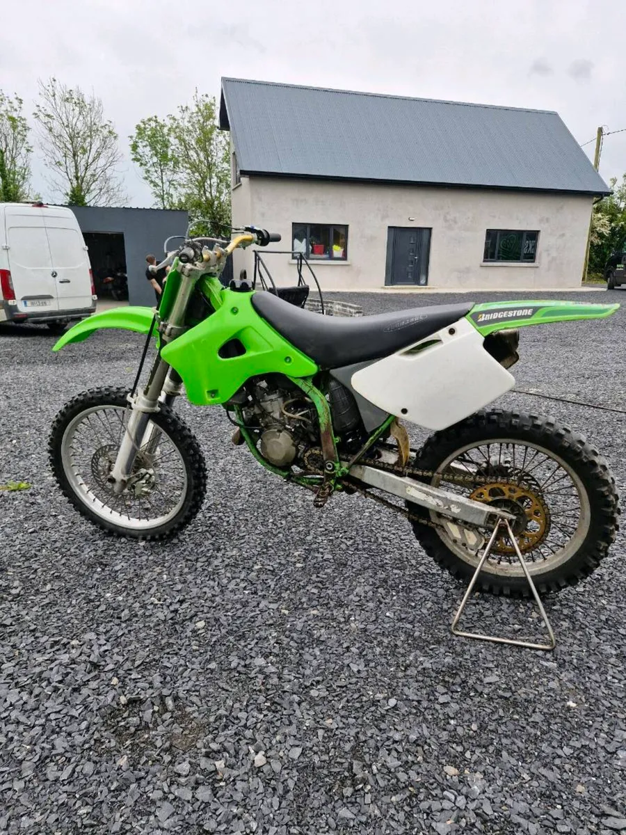Kawasaki KX 125 1995 - Image 2