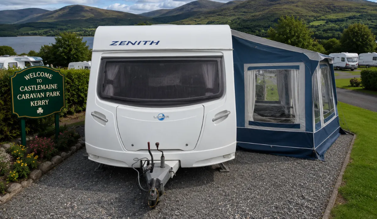 2010 6 birth lunar zenith caravan for sale . - Image 2