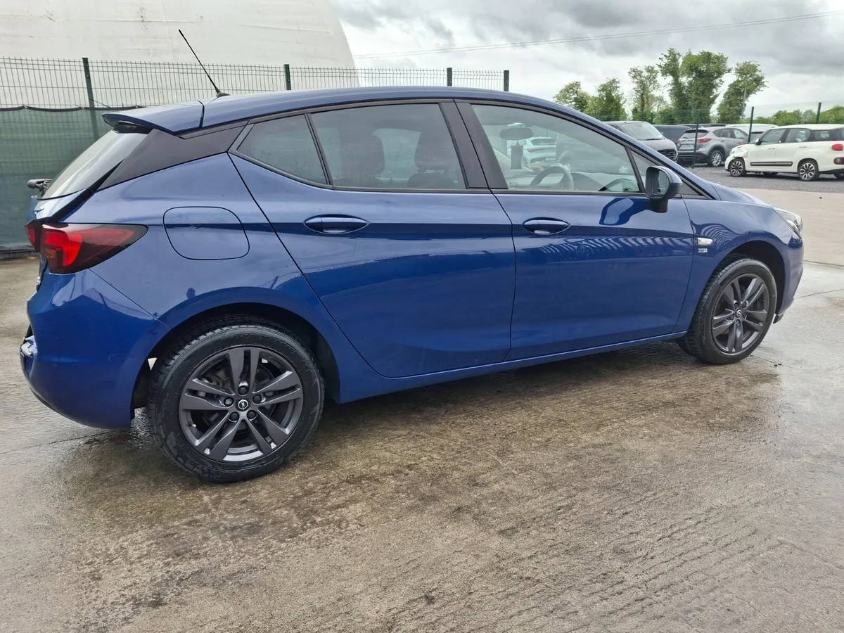2019 Opel Astra  105 bhp .Drive away - Image 3