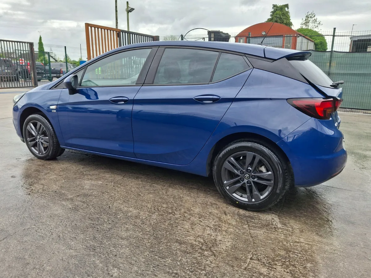 2019 Opel Astra  105 bhp .Drive away - Image 4