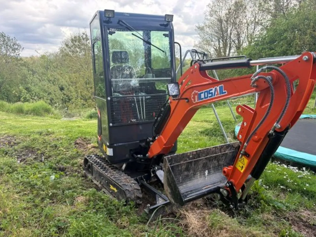 Nicosail OKW 18 Mini Digger - Image 2