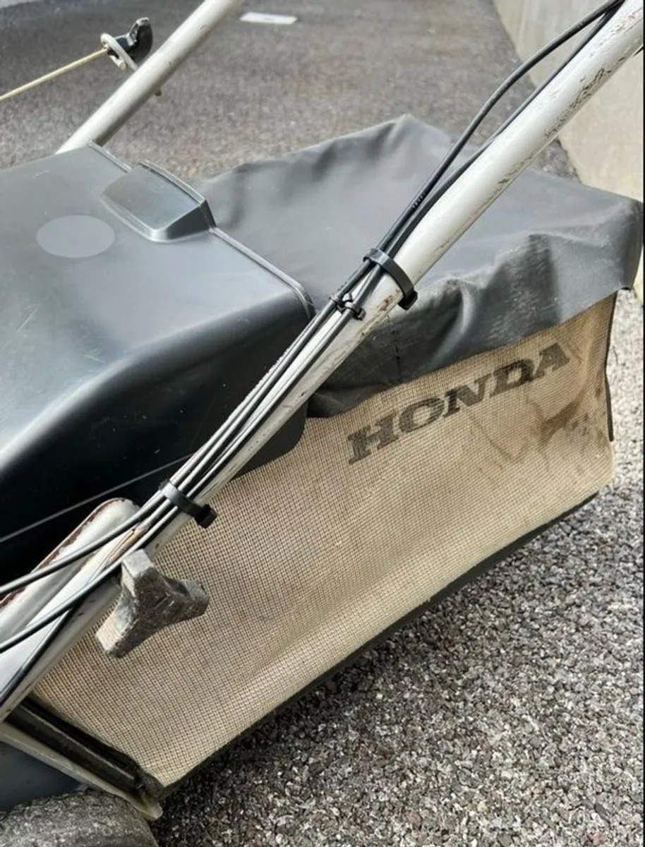 Honda Lawnmower - Image 2