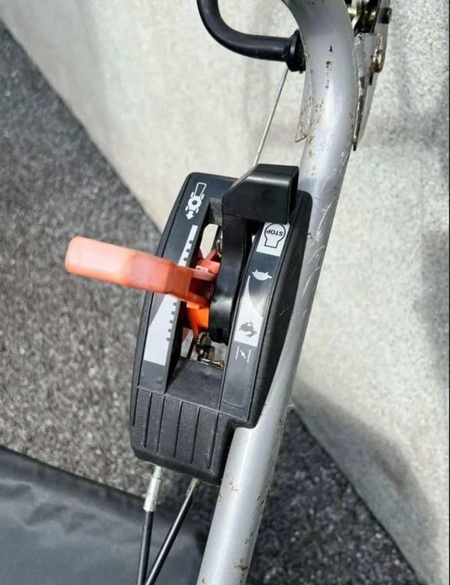 Honda Lawnmower - Image 4