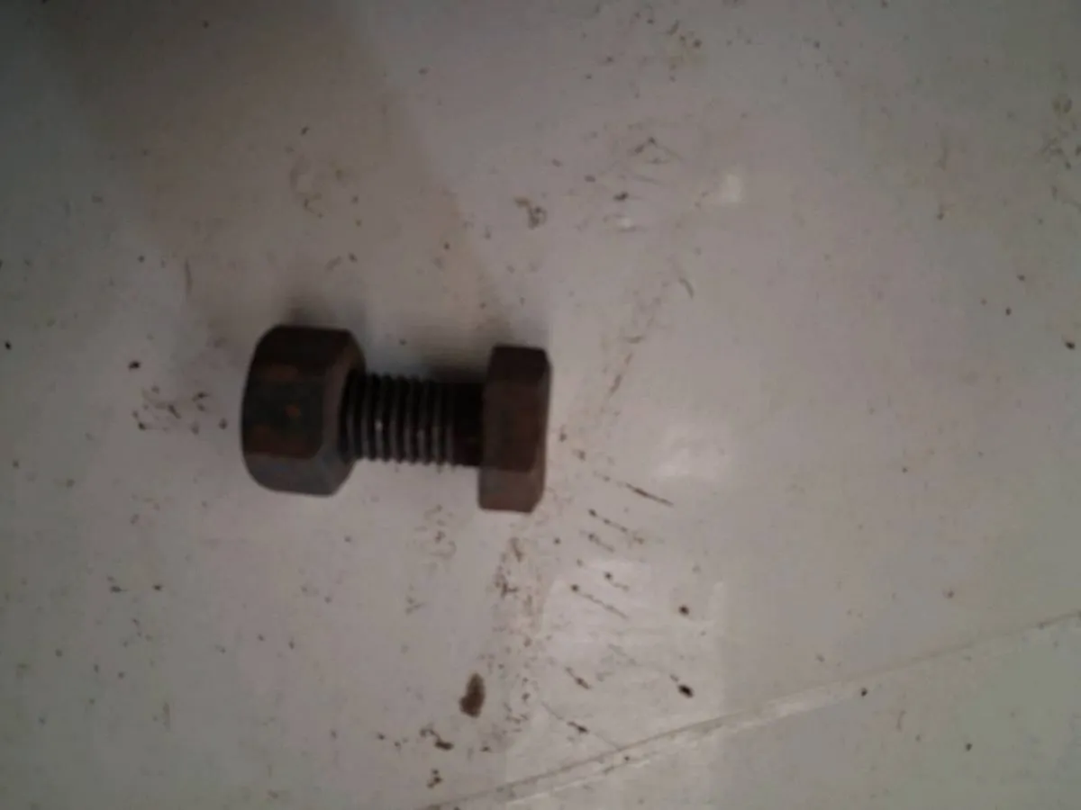 Bolts - Image 2