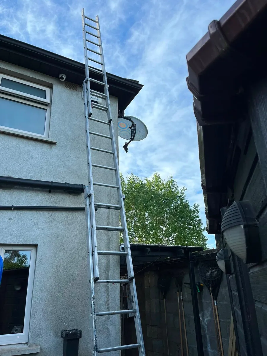 3 tier ladder - Image 3