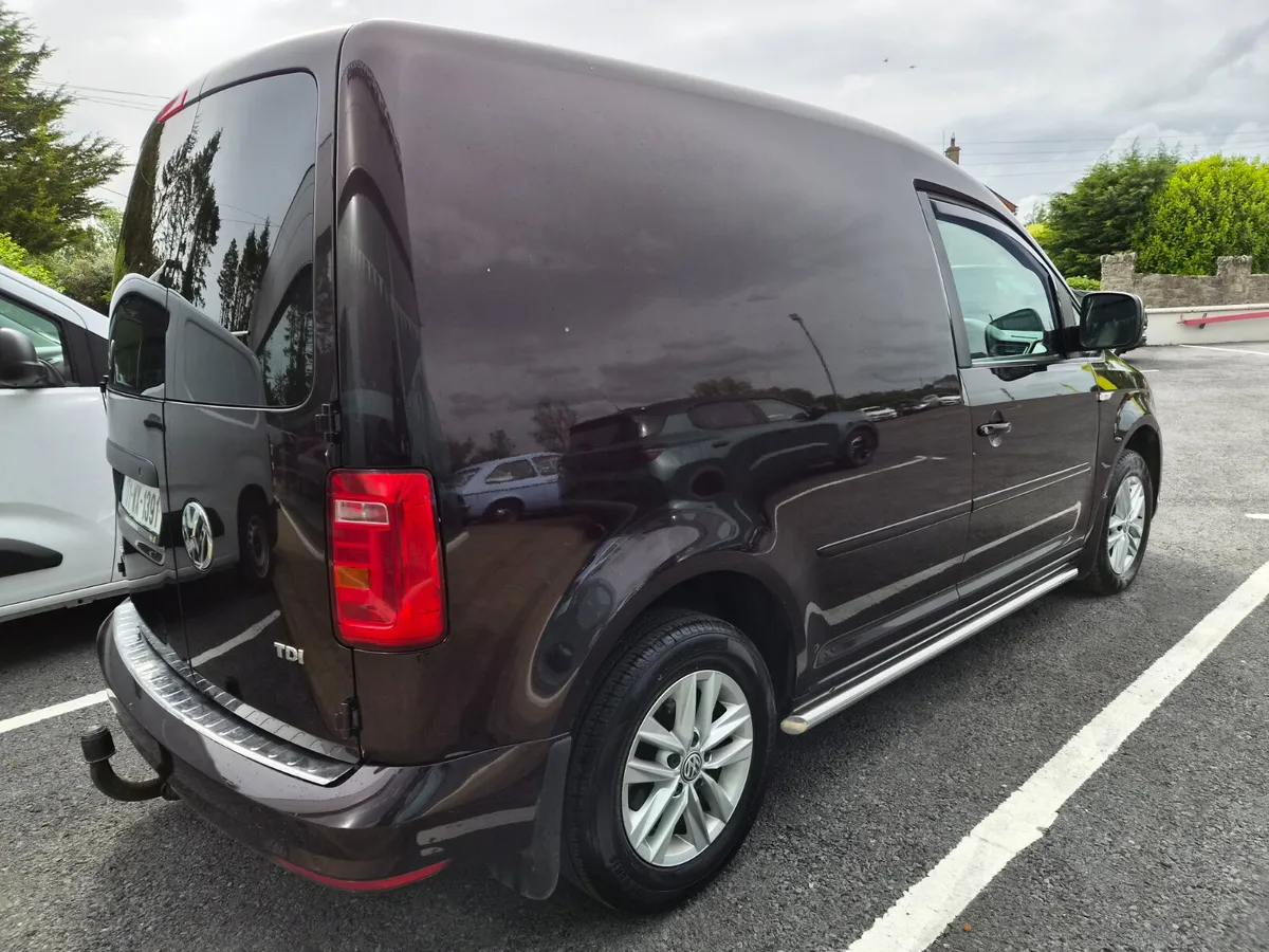 Volkswagen Caddy 2017 2.0L Diesel - Image 3
