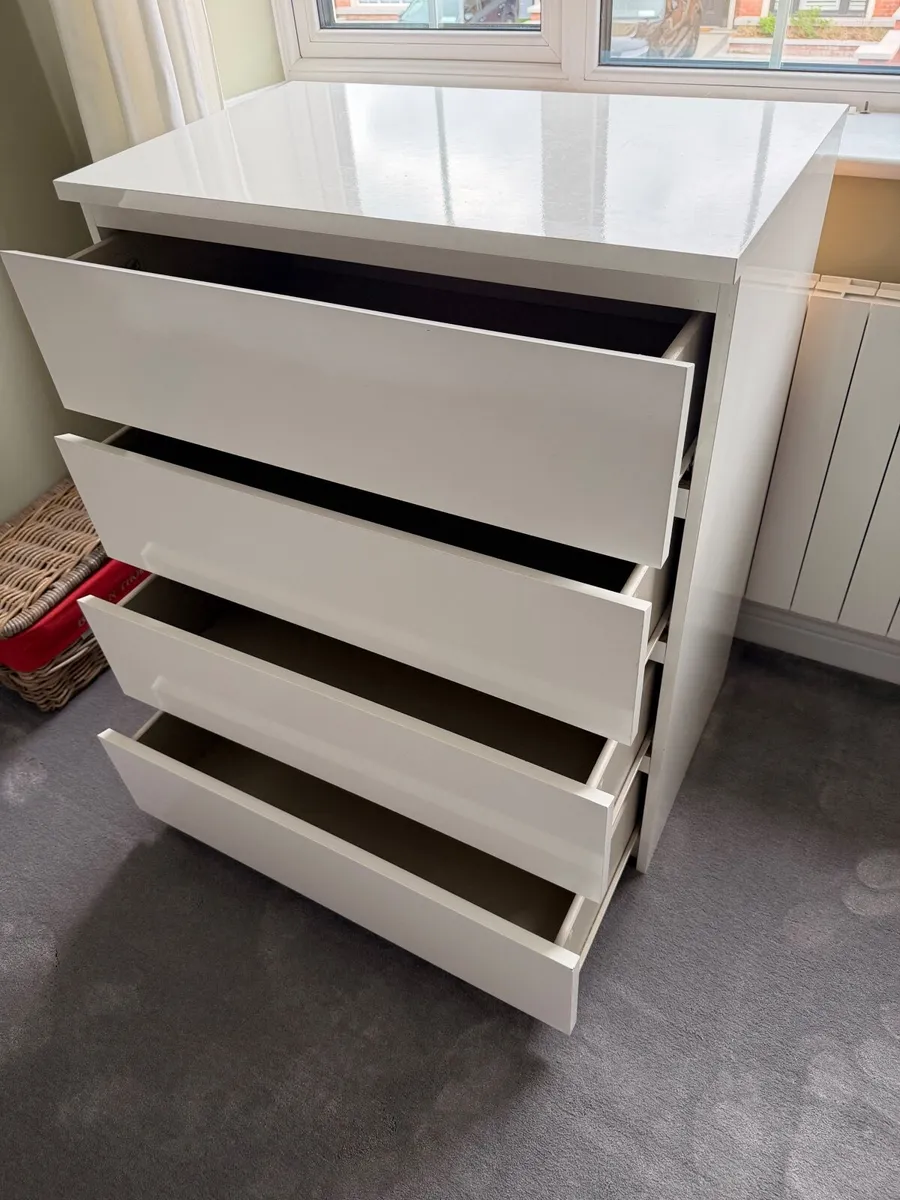 Ikea malm Chest of drawers - Image 1