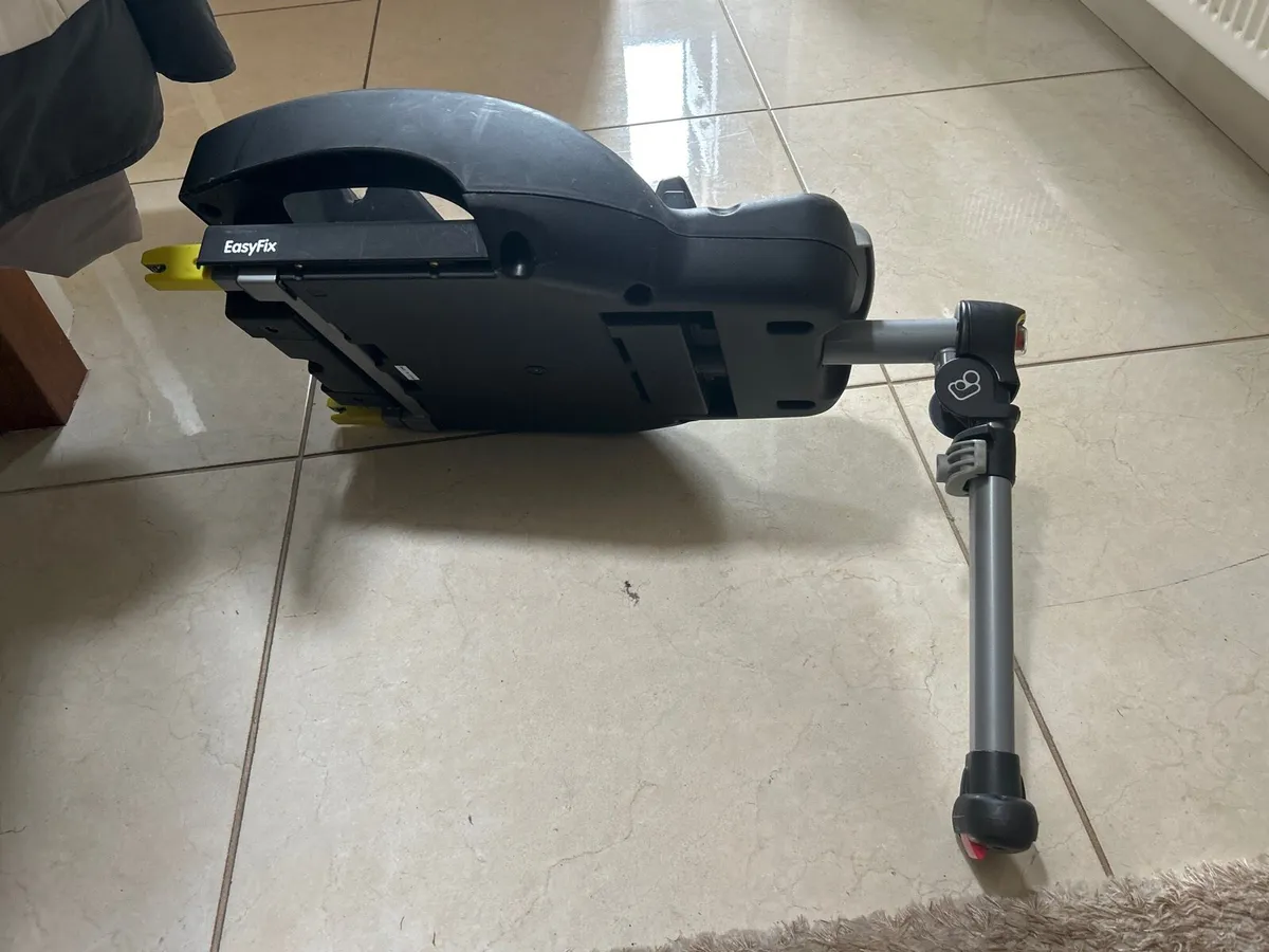 Isofix maxi cosi base - Image 3