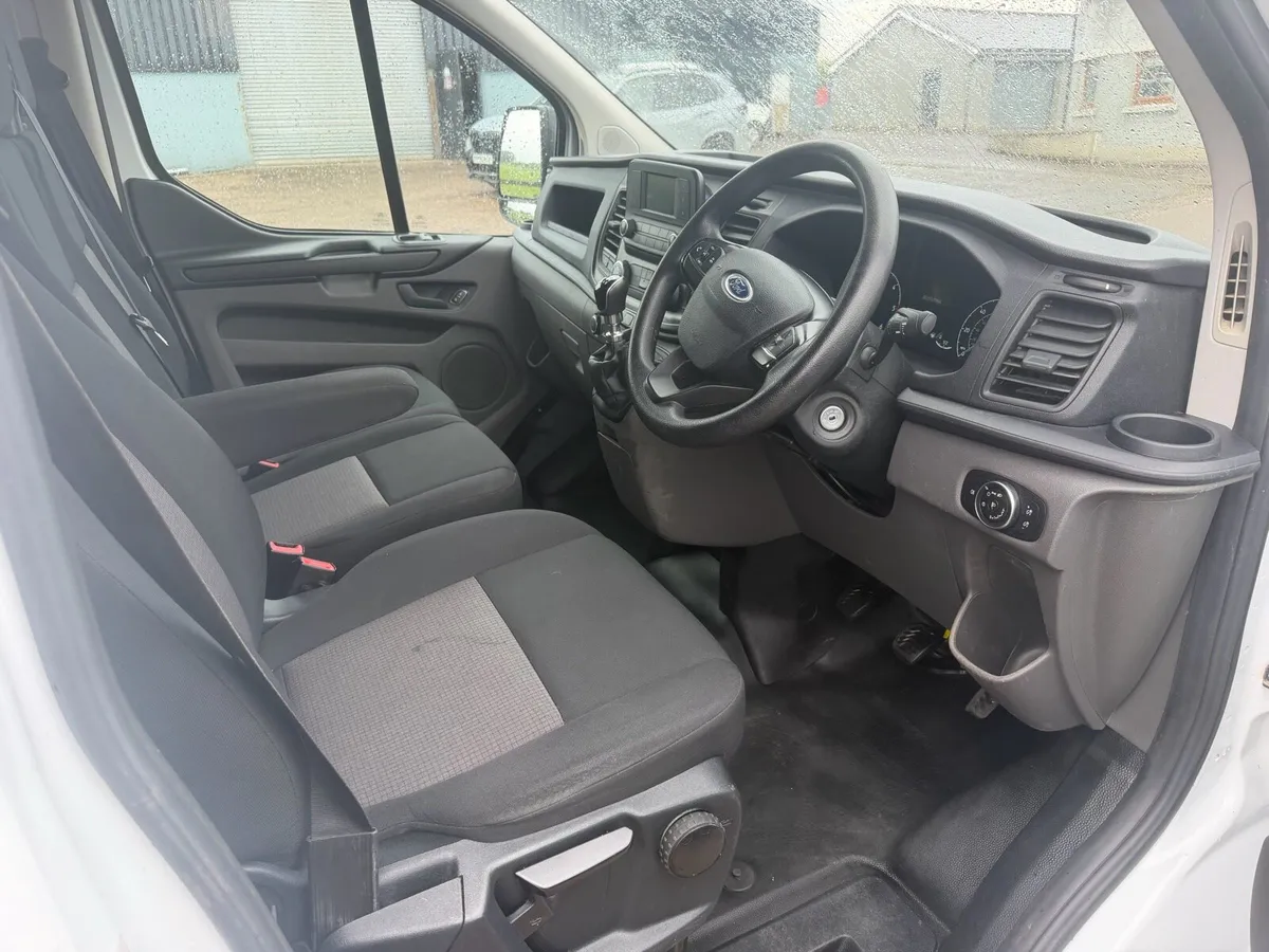 2019 ford transit short wheel base - Image 4