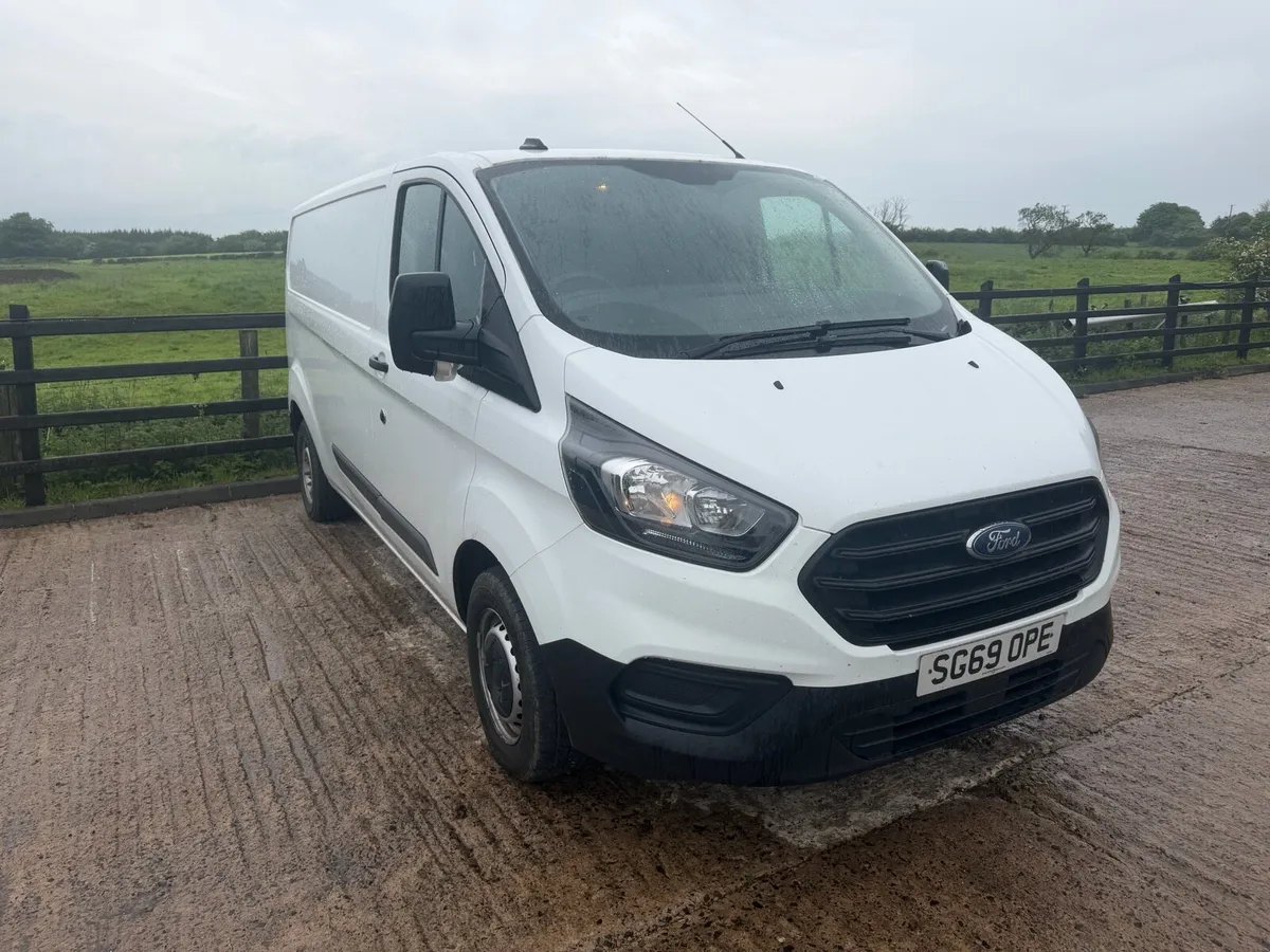 2019 ford transit short wheel base - Image 2