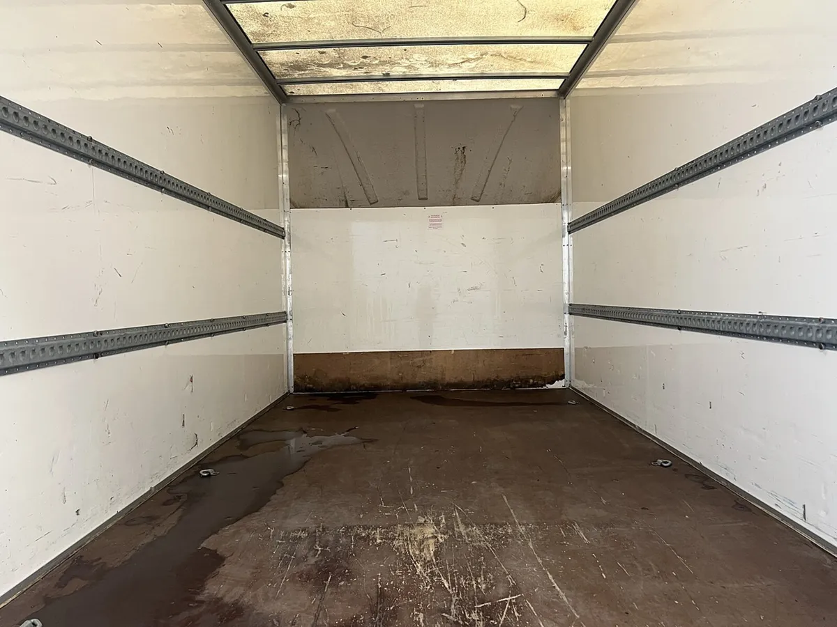 2021 Ford Transit Luton Box Van - Image 3