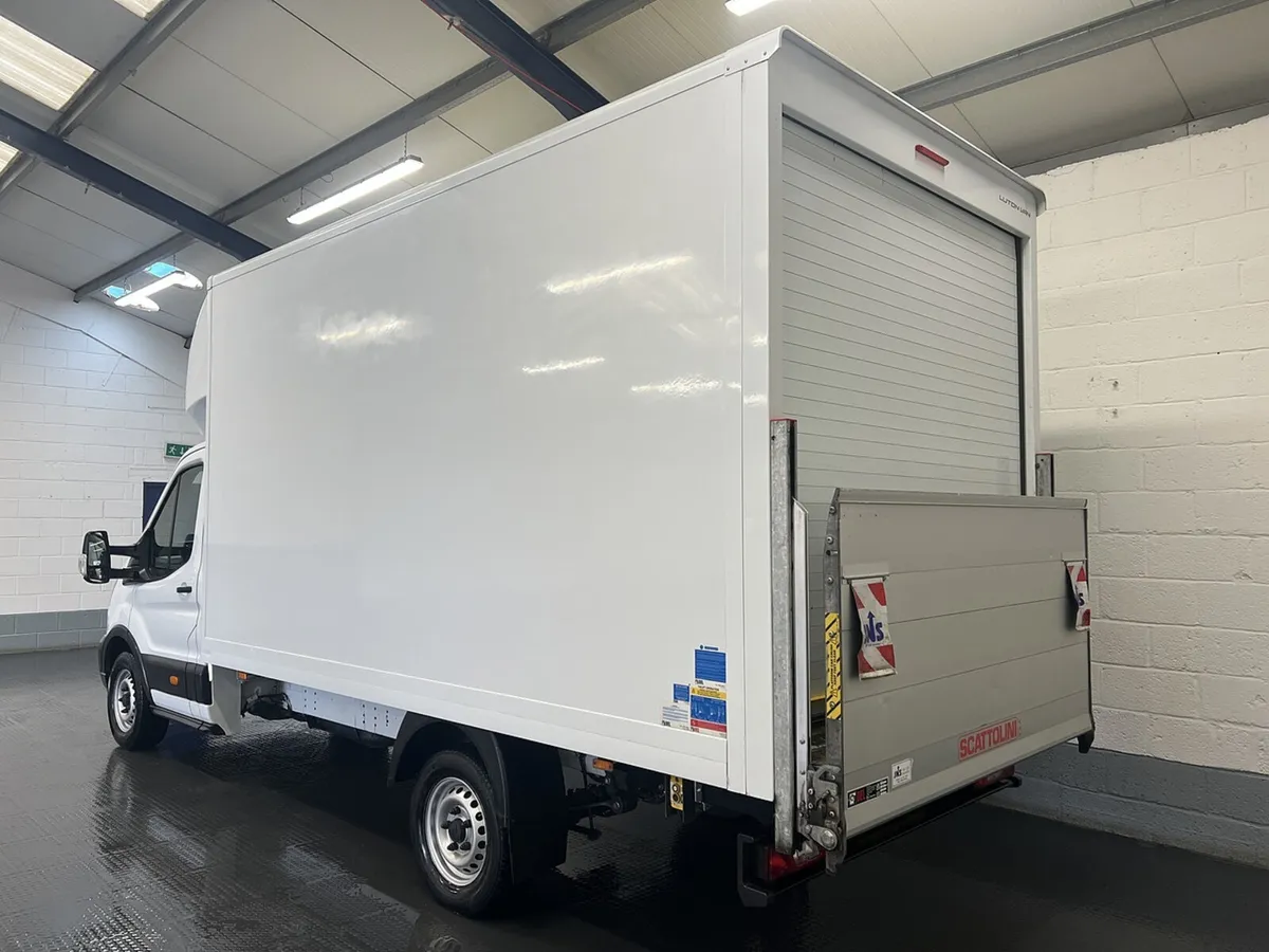 2023 Ford Transit Luton Box Van - Image 4