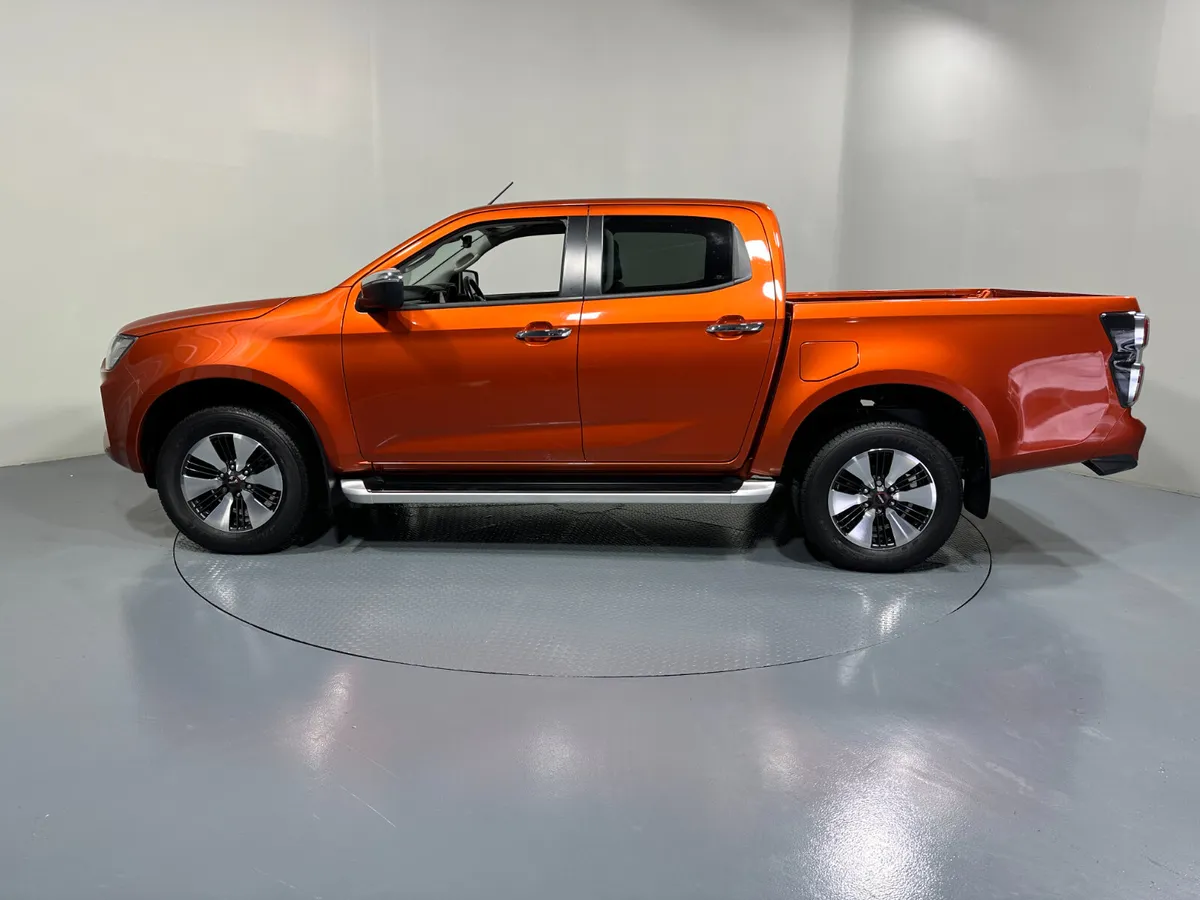 Isuzu D Max DL40 LSE Automatic Double Cab 231 - Image 4