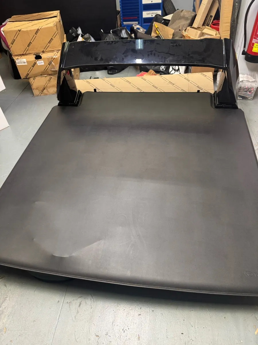 Genuine Toyota Hilux GR Sport II Tonneau Cover - Image 4