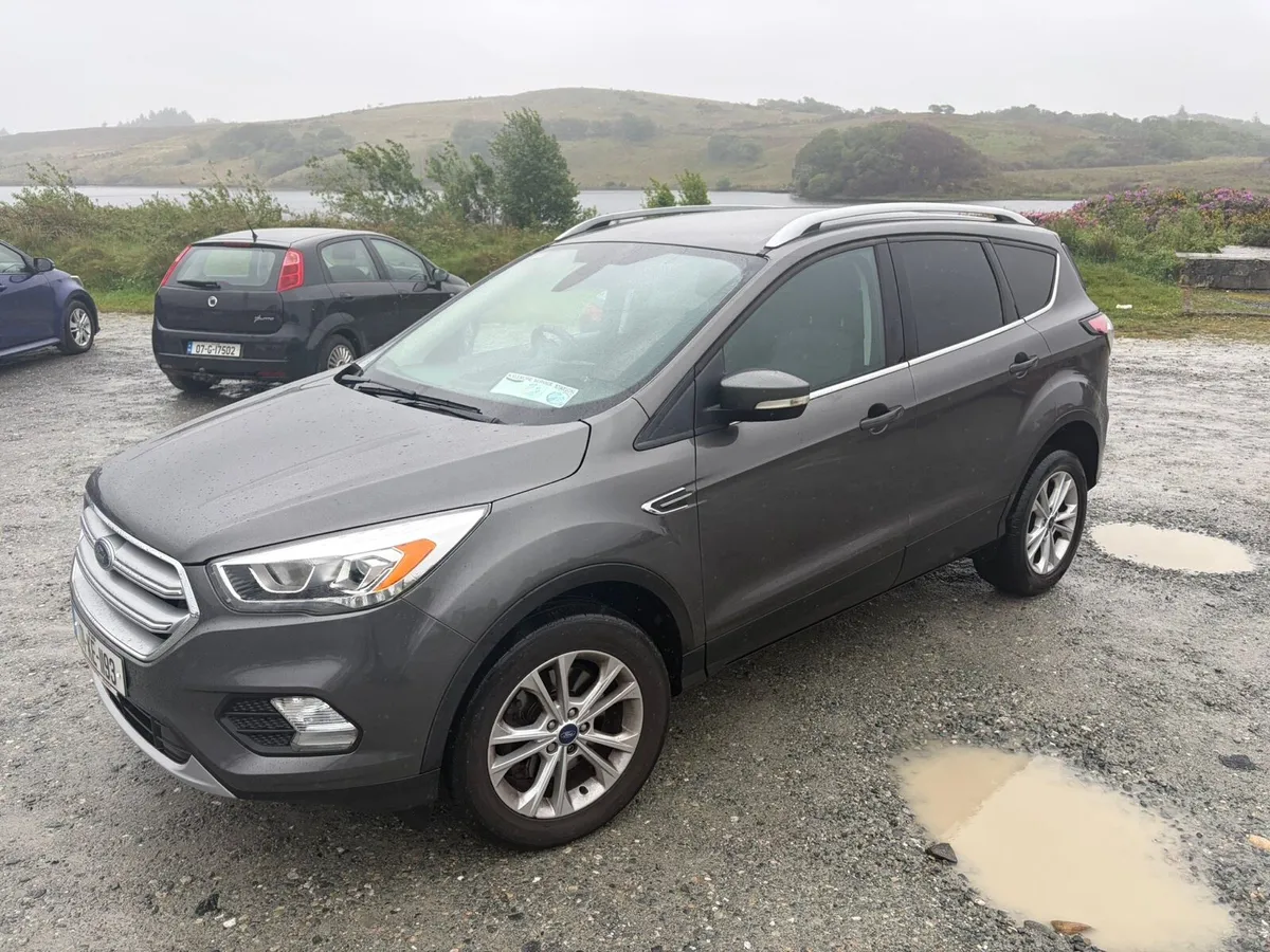 2017 FORD KUGA DOE 3-27 CREWCAB - Image 2