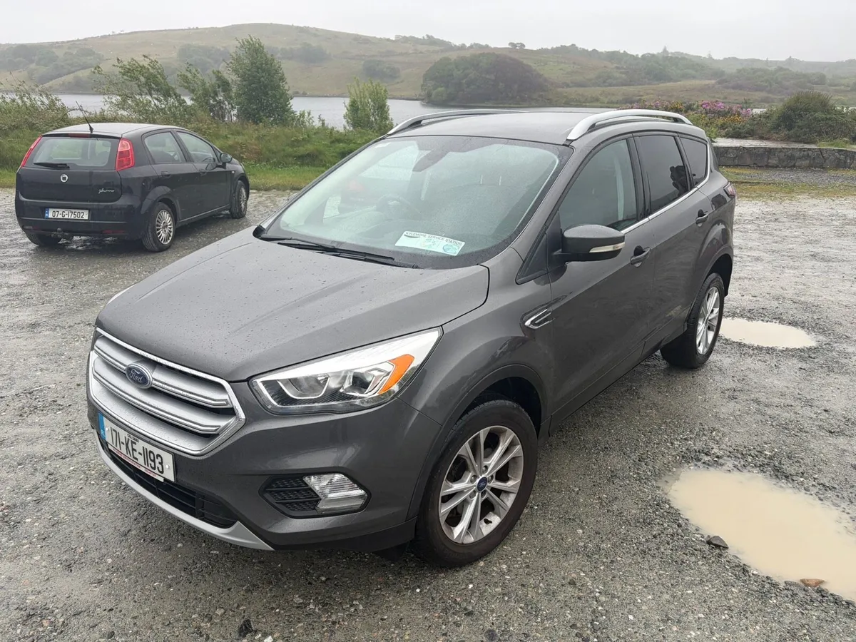 2017 FORD KUGA DOE 3-27 CREWCAB - Image 3