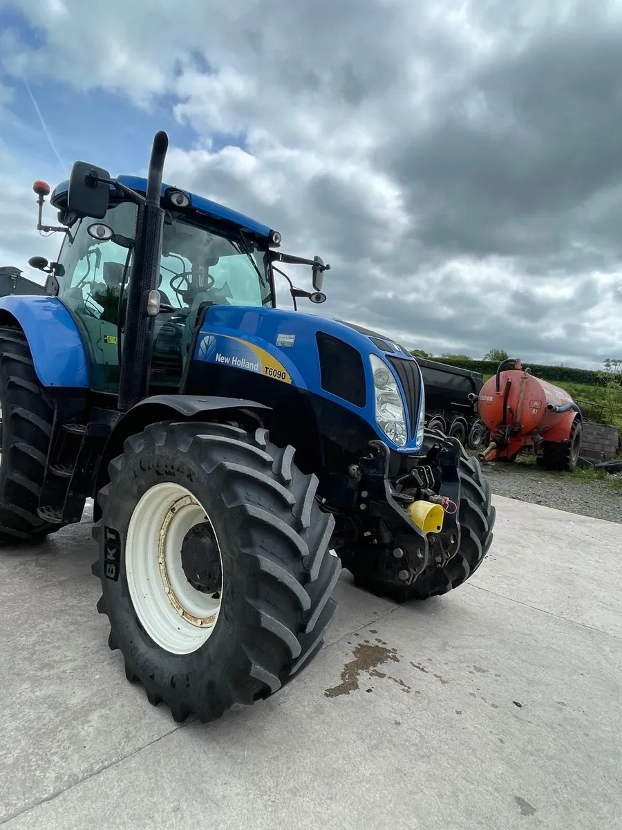 Tractor - Image 4