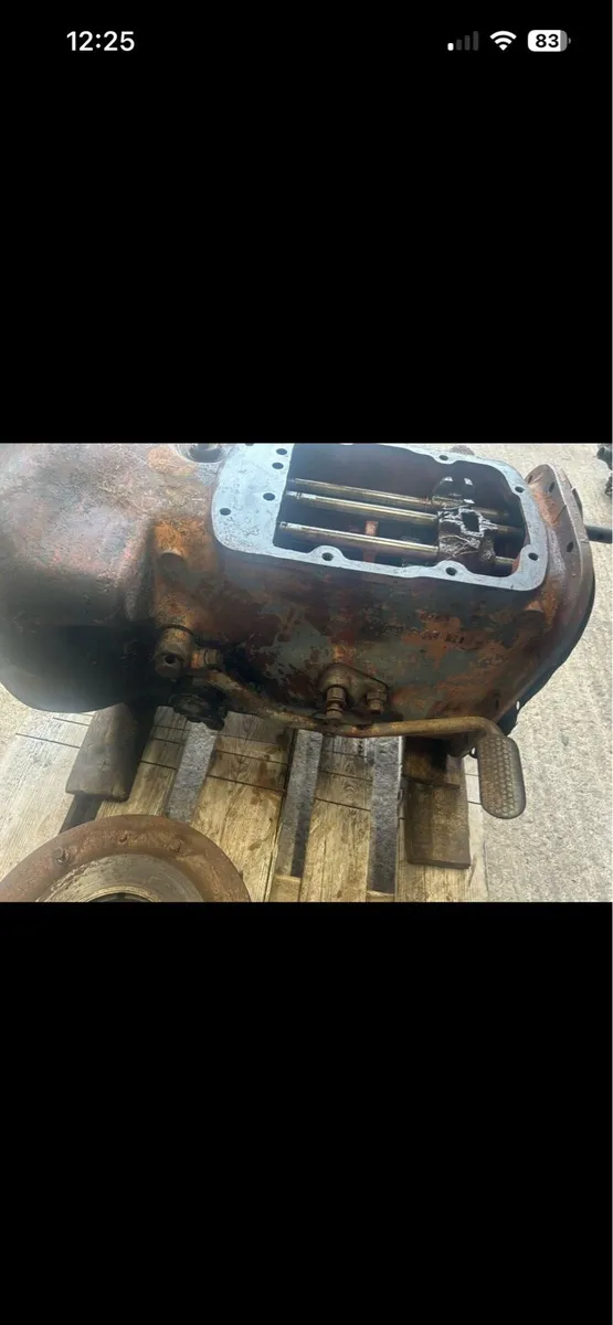 Massey Ferguson single clutch gearbox 35x - Image 3