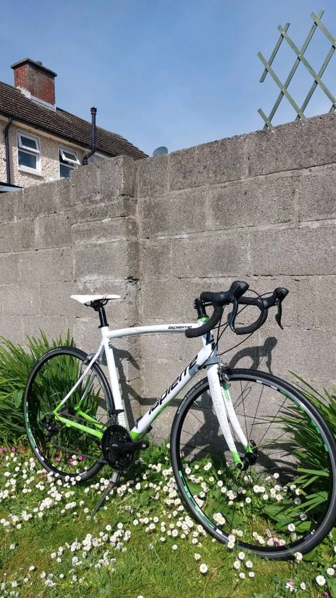 Lapierre Audacio 300 Road Bike - Size Large/56cm - Image 3
