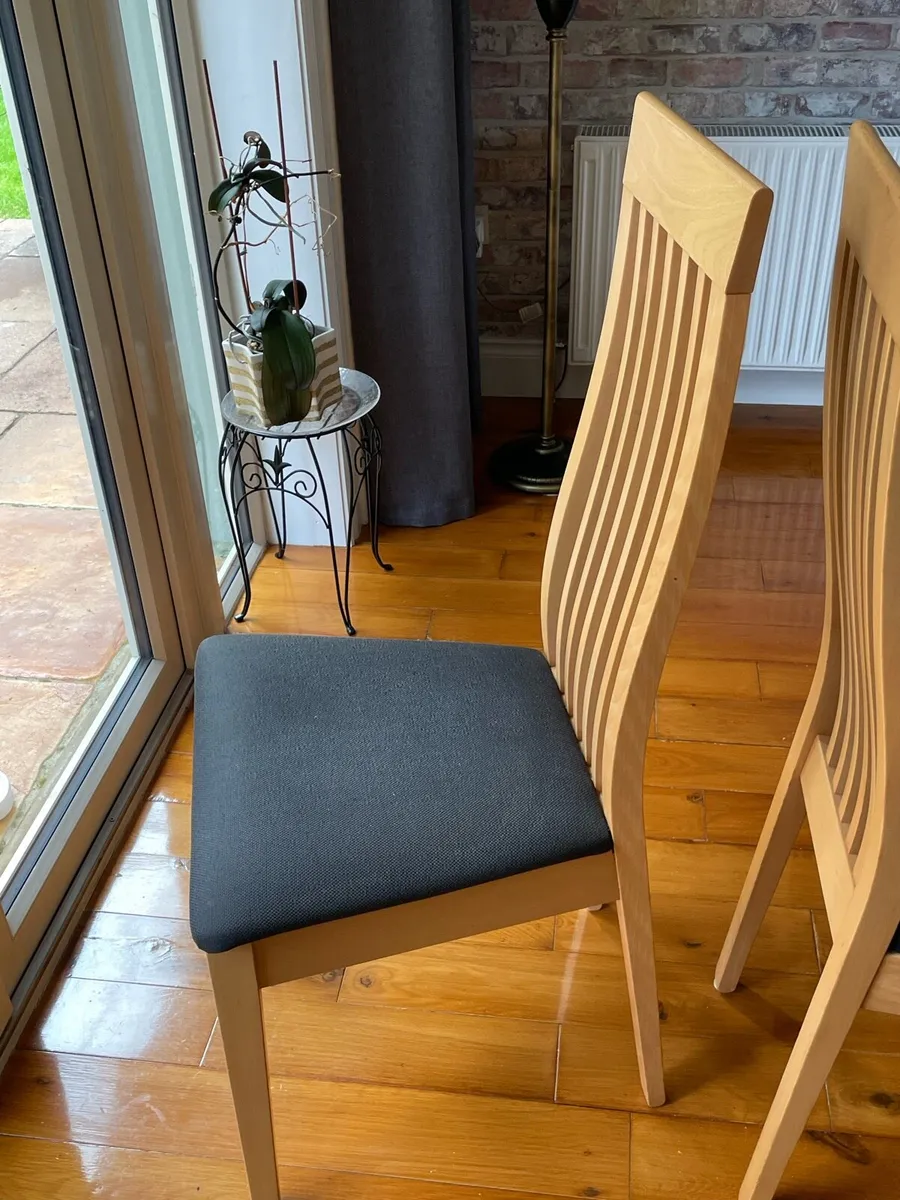 Dining Table and Chairs - Image 4