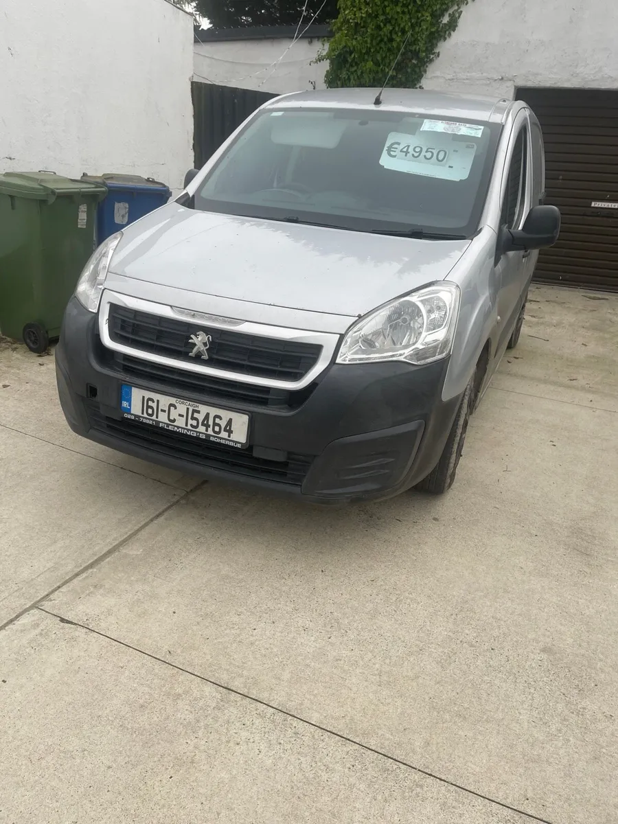 Peugeot partner 3seater van - Image 2