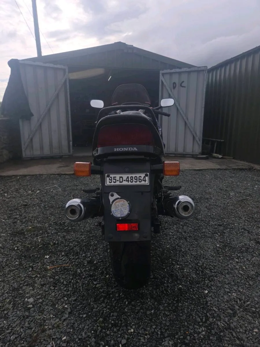 CBR 1000F - Image 4
