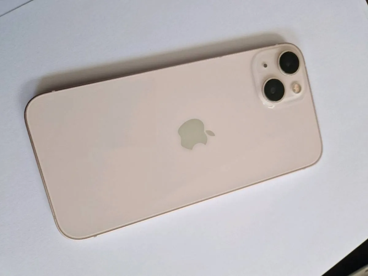IPhone 13 - Image 2