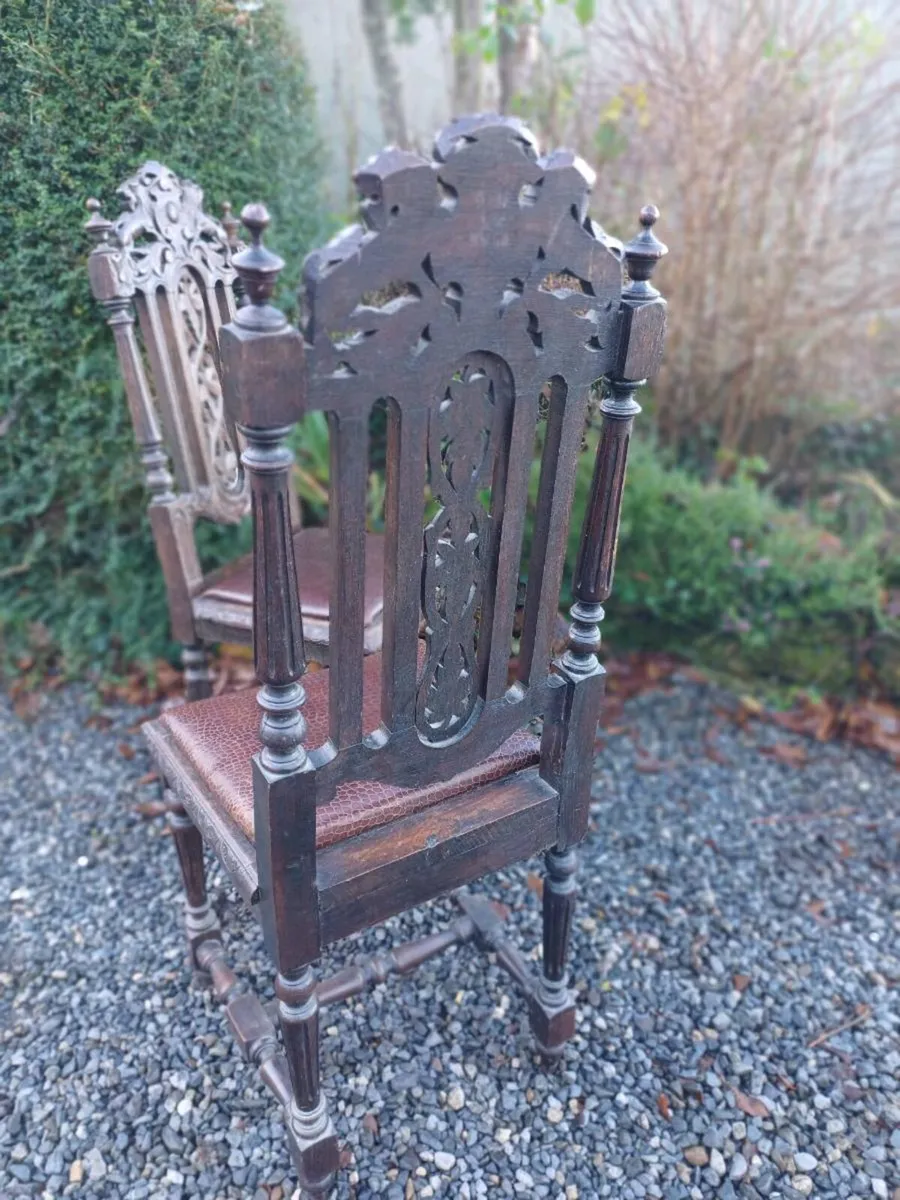 Pair of 19th century dining chairs. - Image 2