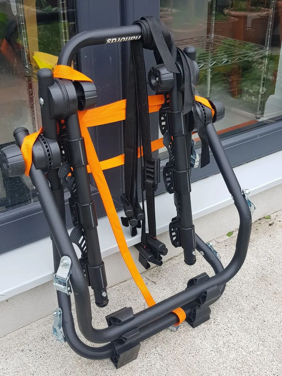 Halfords 3 Bike Rear Mounted Bike Rack FOR SALE - Image 2