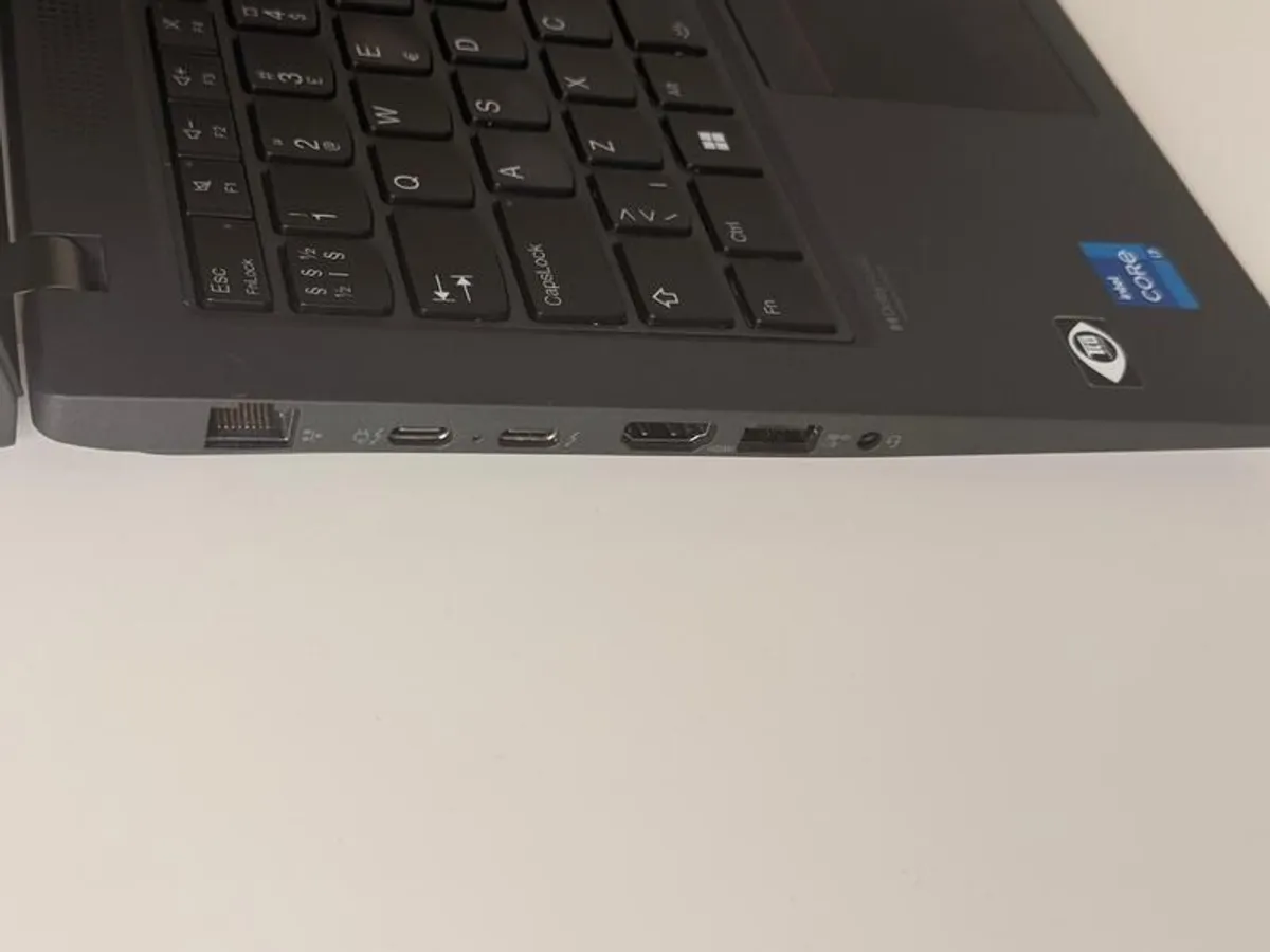 Lenovo ThinkPad T14 Gen 3 (Intel) 14" | Very Good Condition Core i7-1260P / 32GB / 512GB SSD - Image 4