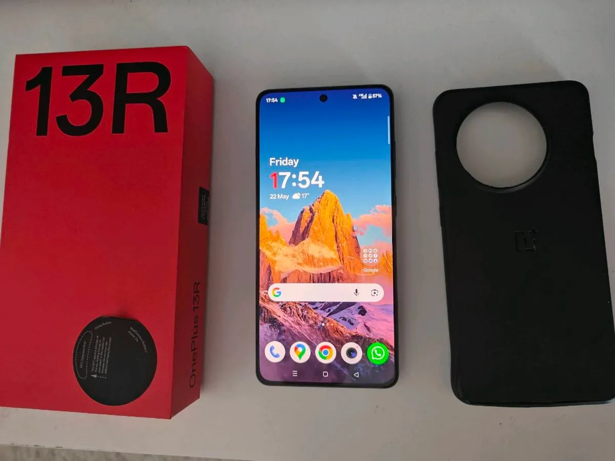 One plus 13R and 11 - Image 4