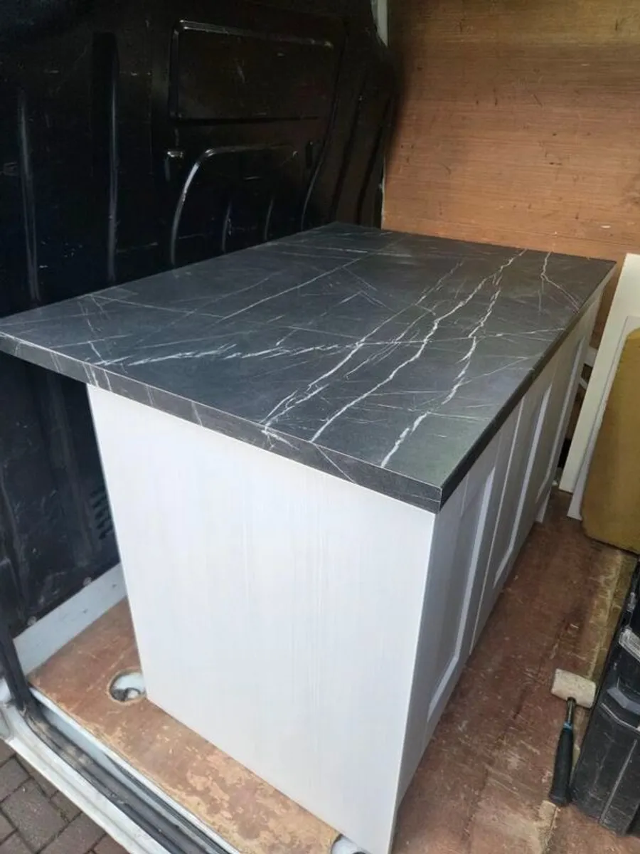 kitchen Island (new) - Image 3