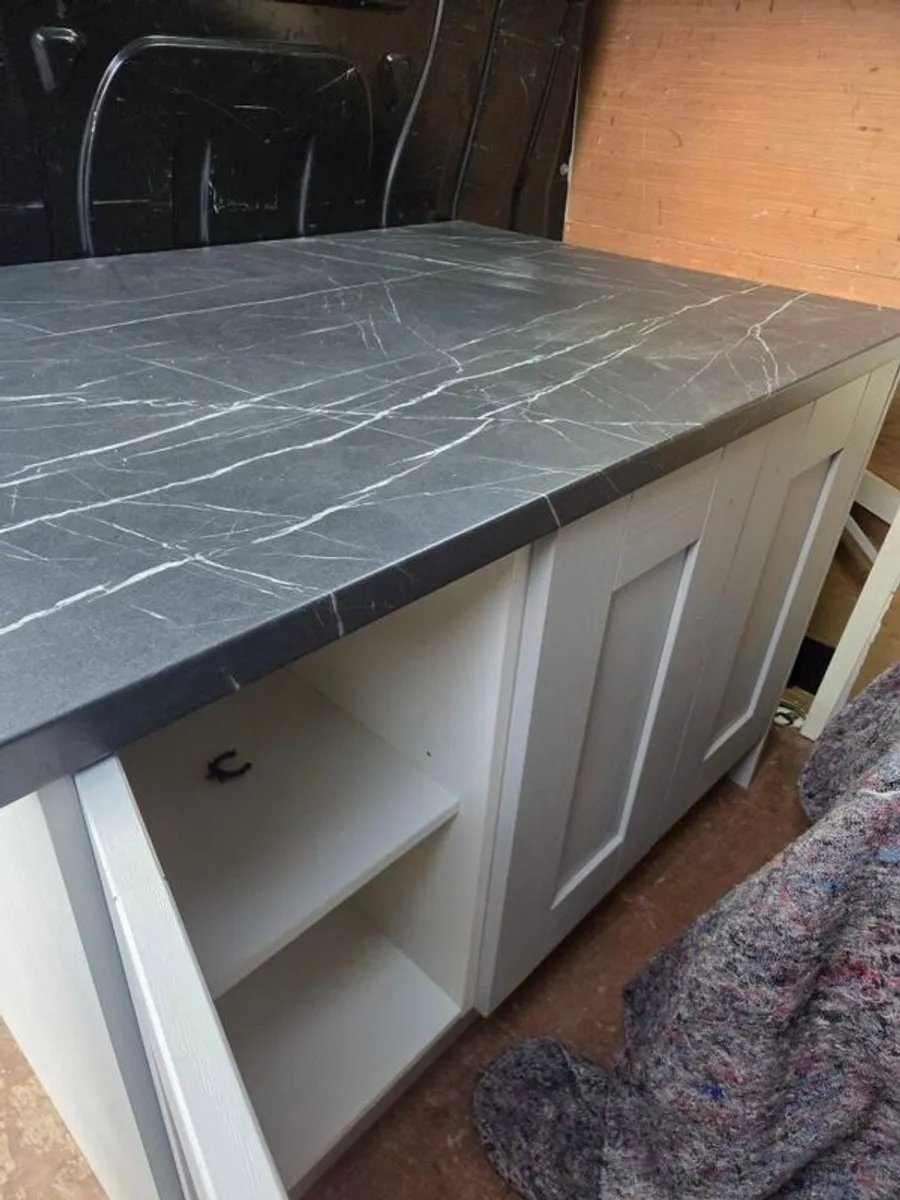 kitchen Island (new) - Image 4