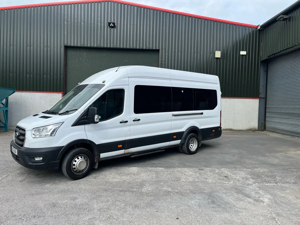 Ford transit 17 seats - Image 2