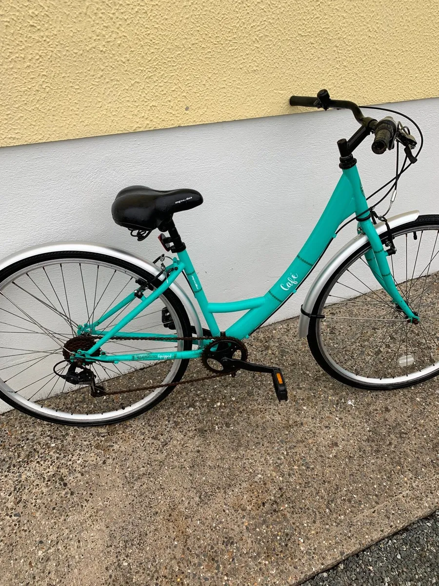 Girls Bike - Image 1