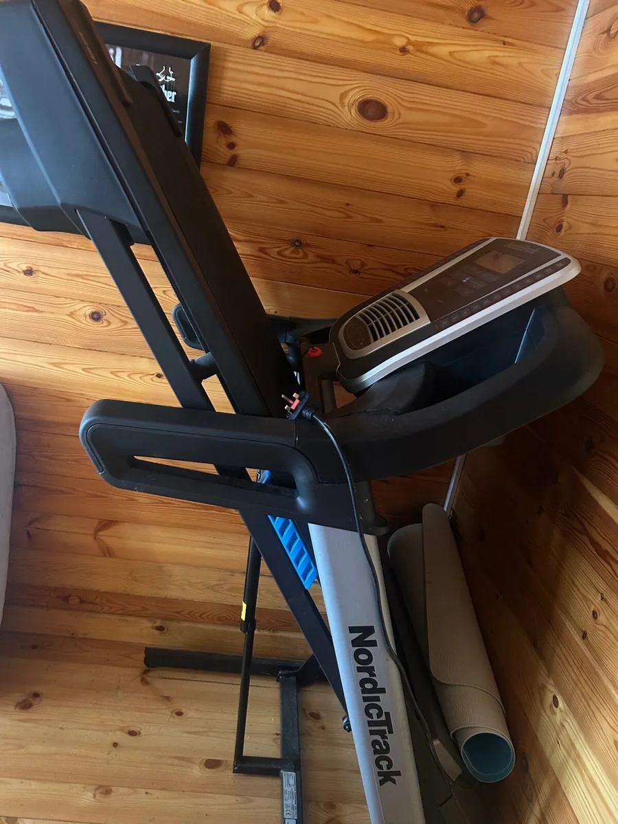 Treadmill - Image 2