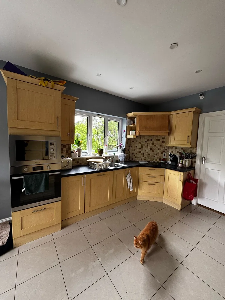 Free kitchen furnitures - Image 1