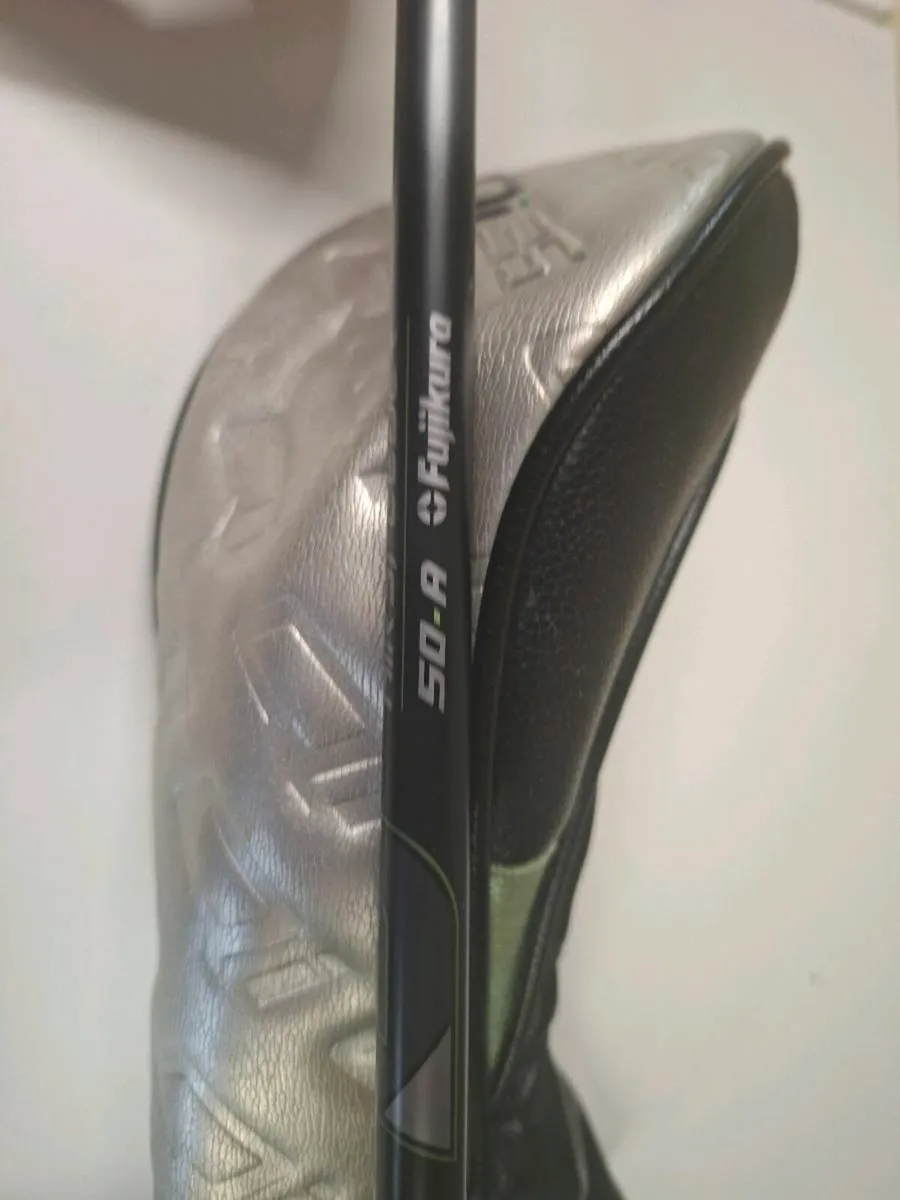 Taylormade Qi35 Max fairway wood Senior shaft - Image 4