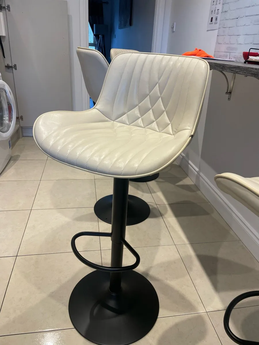 Breakfast Bar Stools - Image 2