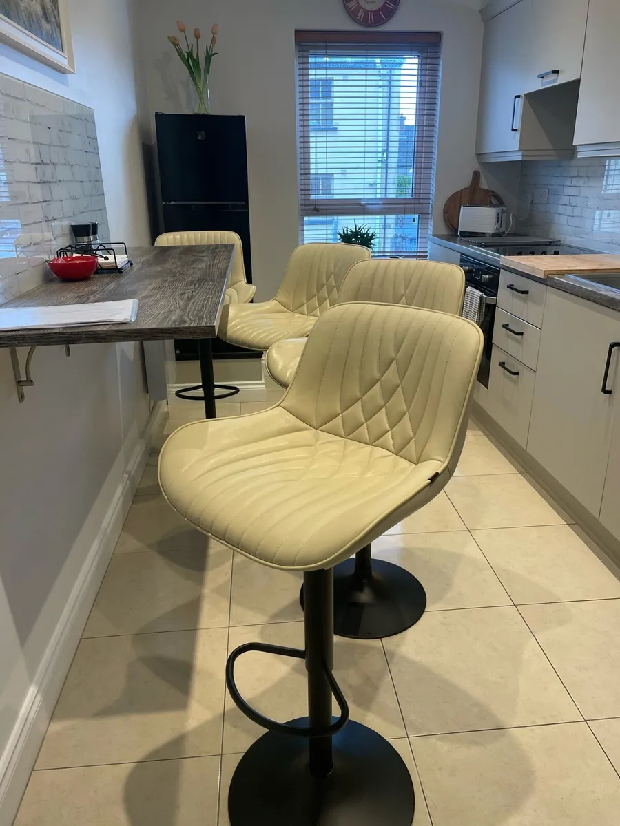Breakfast Bar Stools - Image 4