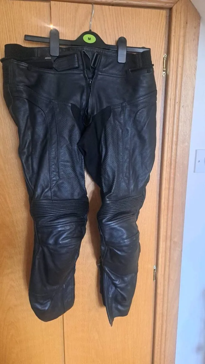 Motorcycle gear - Image 3