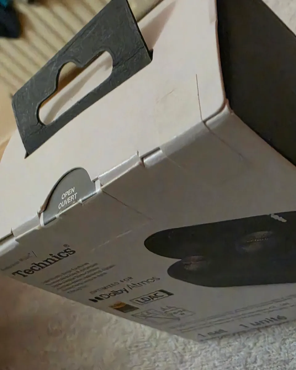 Technics AZ-100 - Image 3