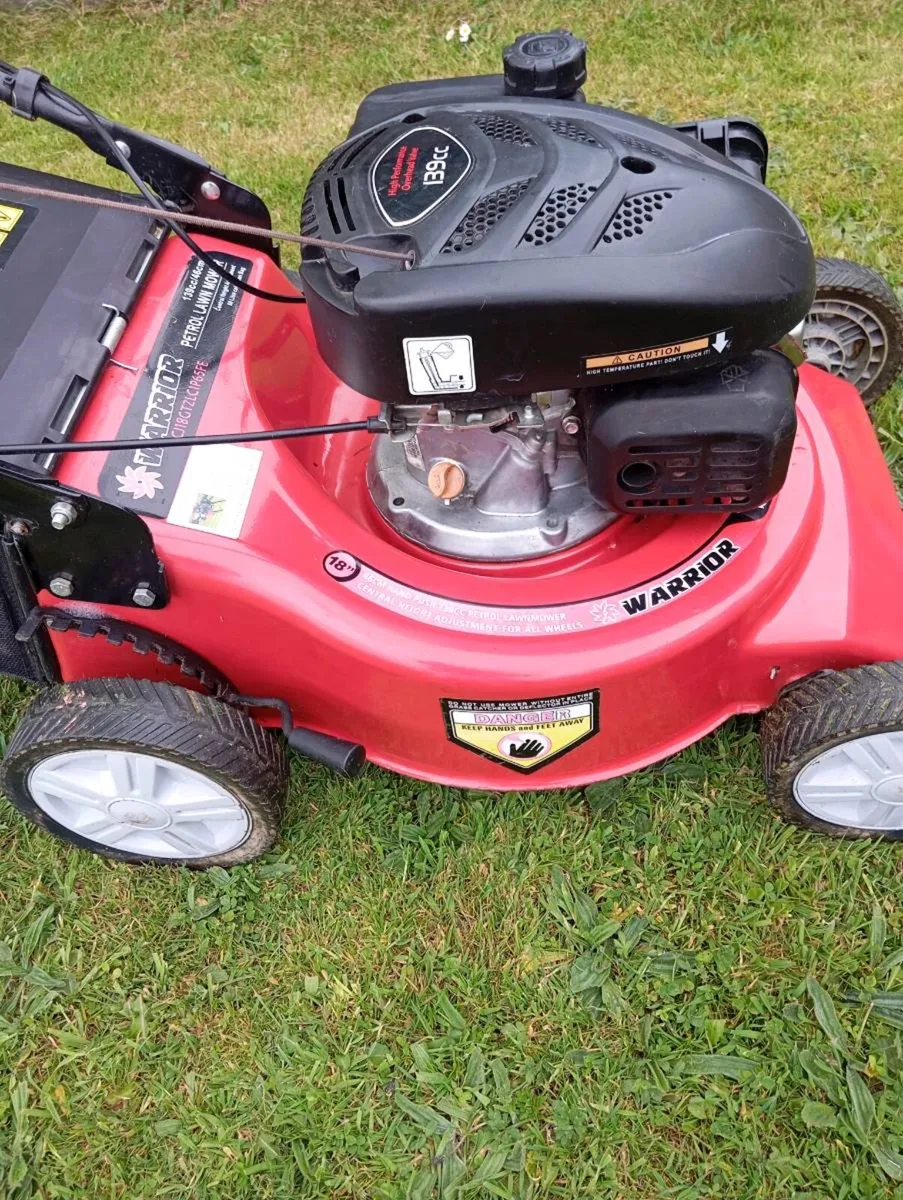Warrior petrol lawnmower - Image 2