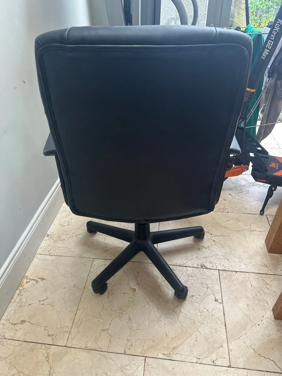 Office Chair - Image 3