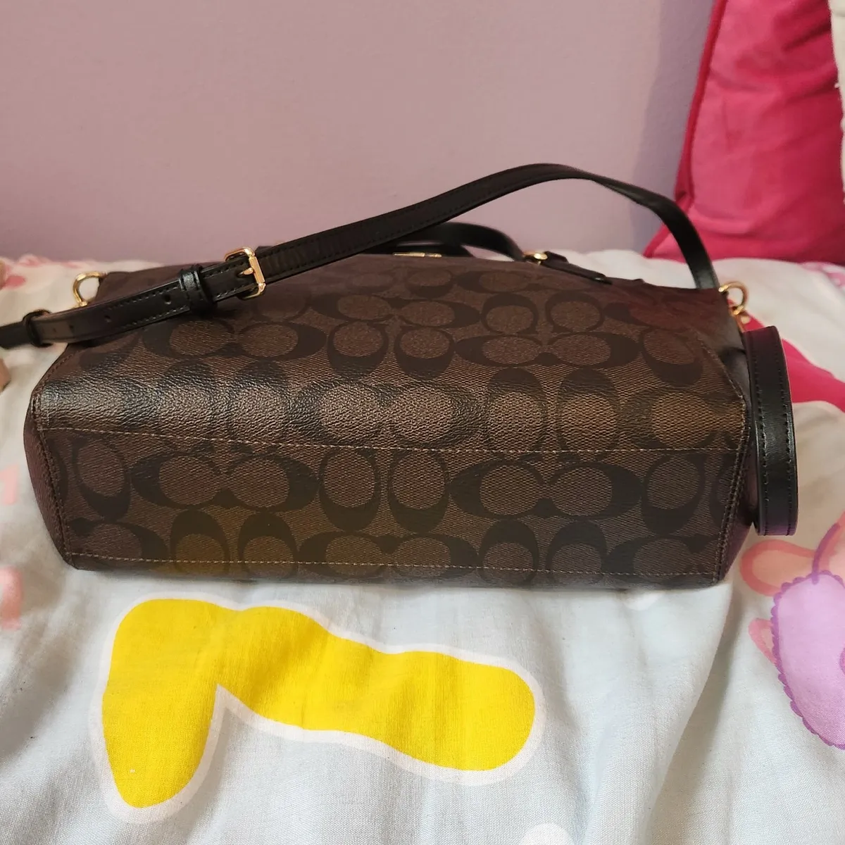 Coach kelsey bag (used once) - Image 4