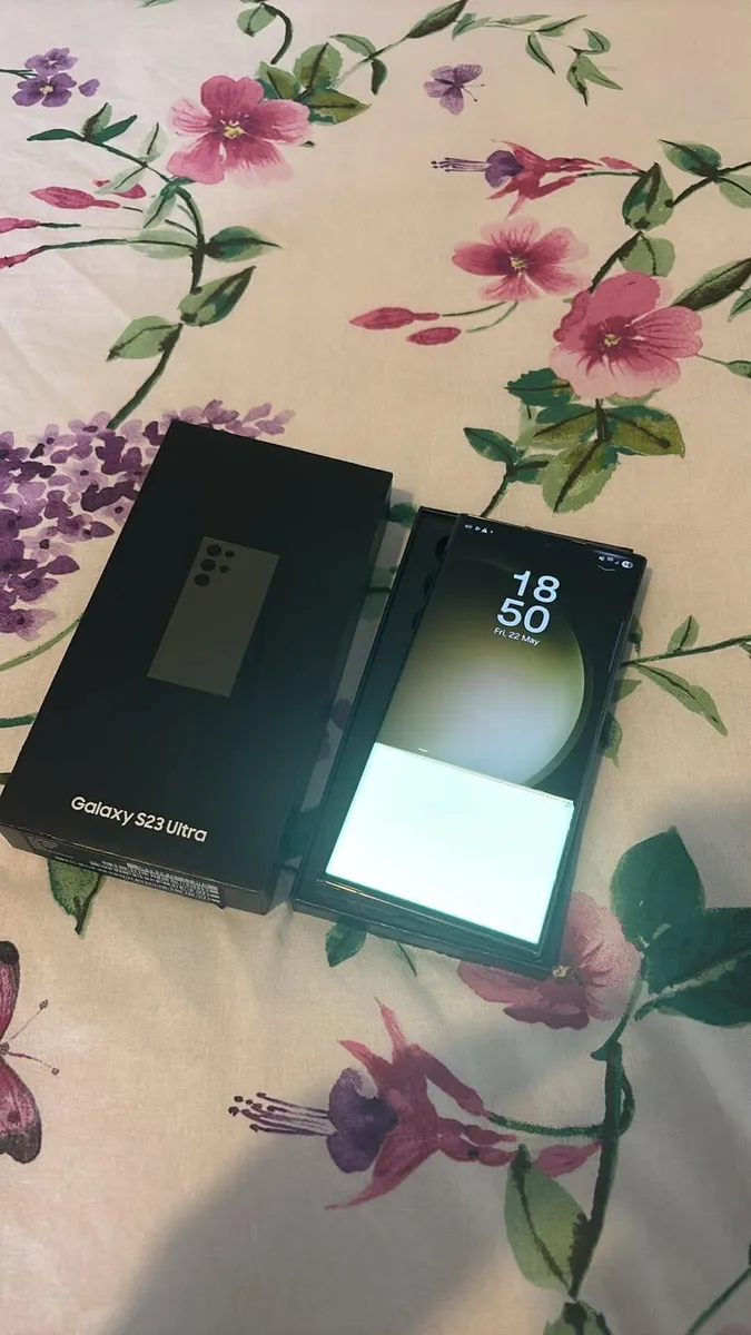Samsung galaxy s23 ultra sim free 256GB green - Image 2
