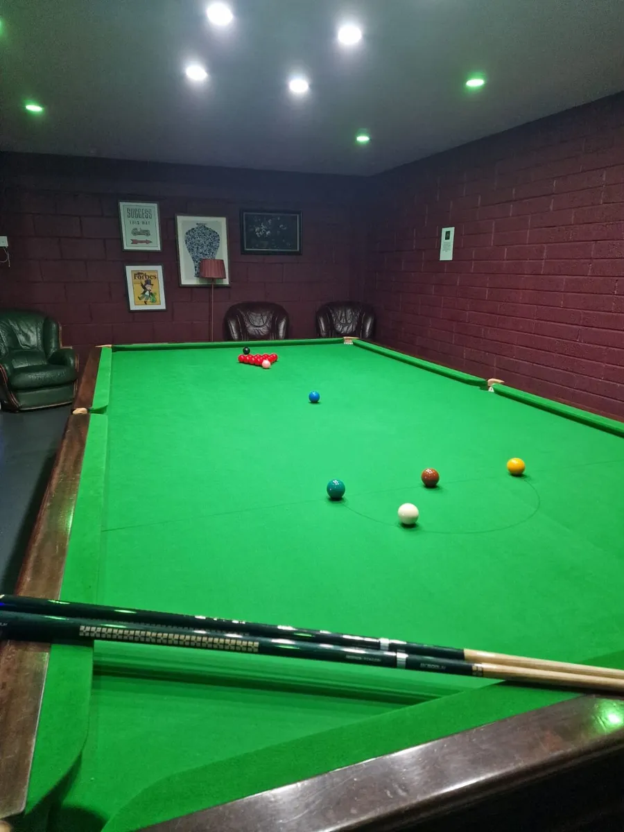 Burroughes and Watts 12ft Snooker Table - Image 2