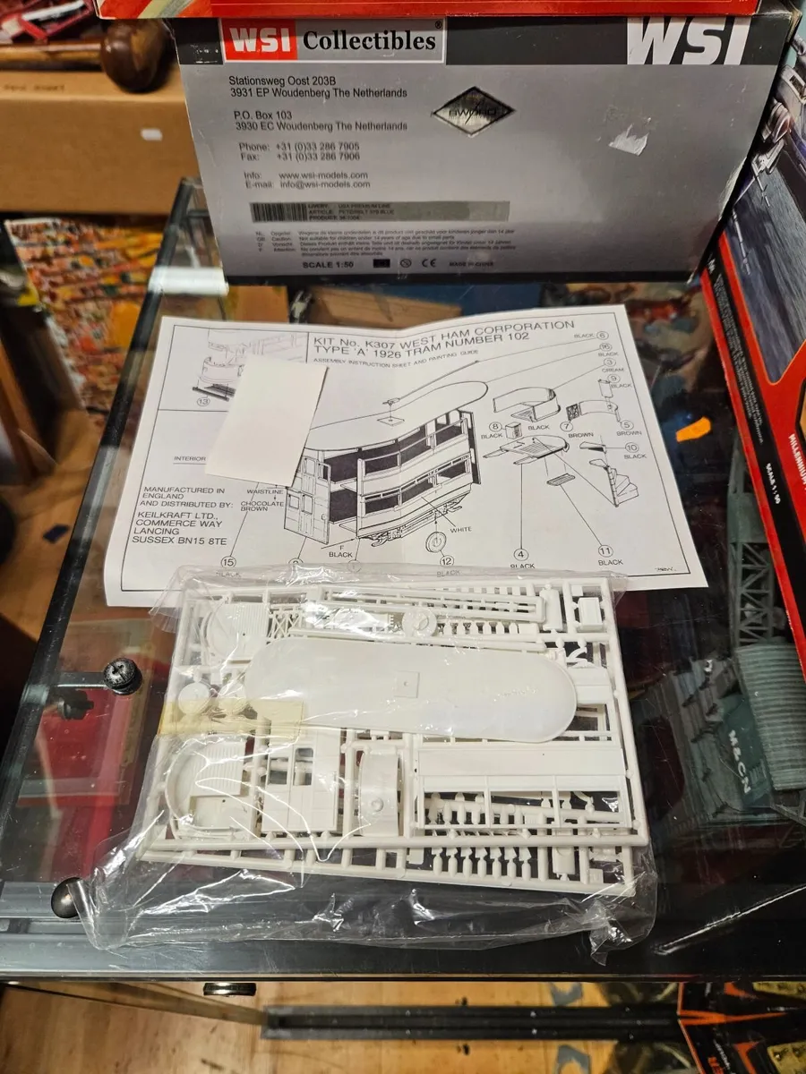 Airfix Kiel Kraft Tram 1.72 - Image 2